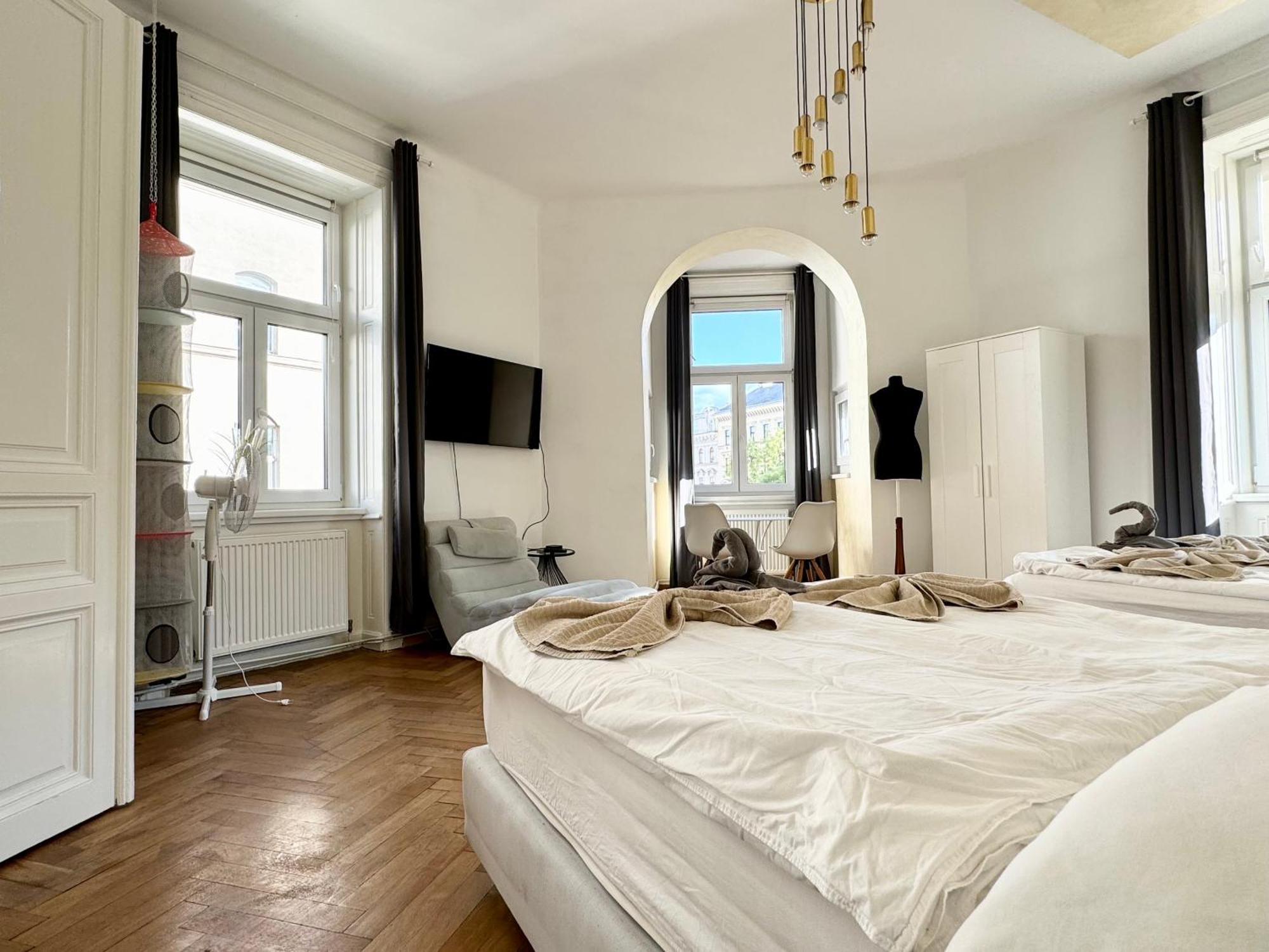 Premium Apartment Located At The Famous Vienna Kutschkermarkt Экстерьер фото