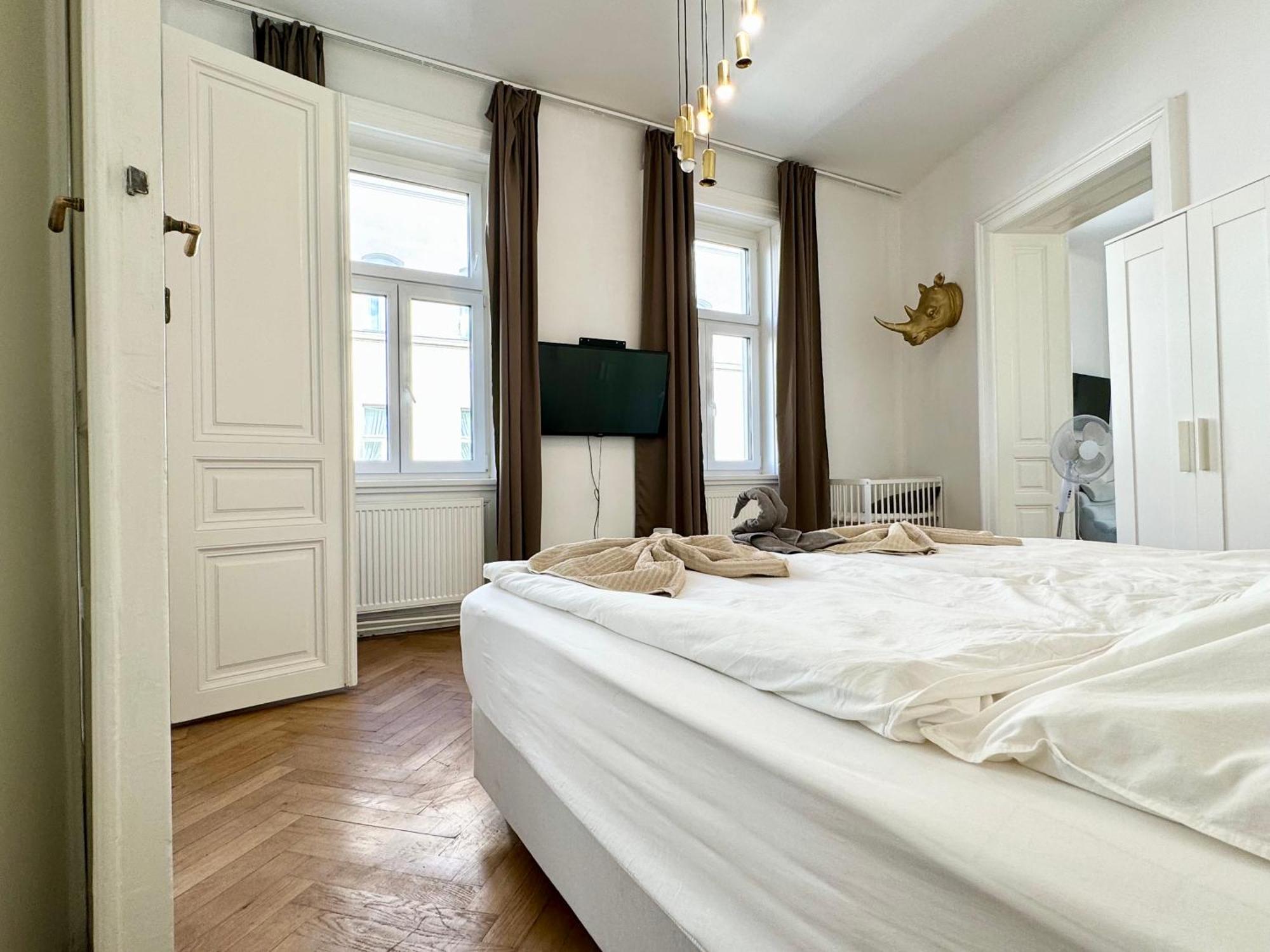 Premium Apartment Located At The Famous Vienna Kutschkermarkt Экстерьер фото