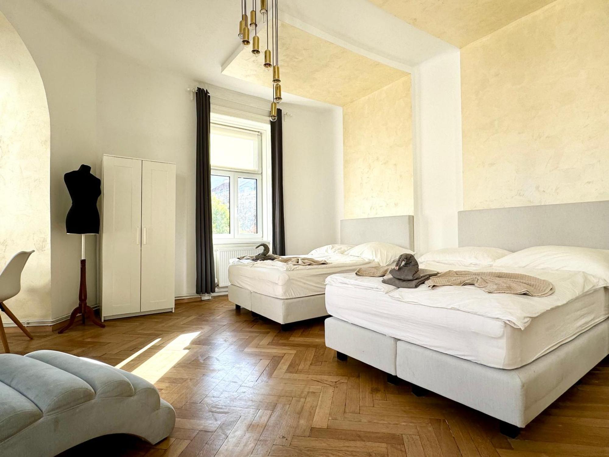 Premium Apartment Located At The Famous Vienna Kutschkermarkt Экстерьер фото