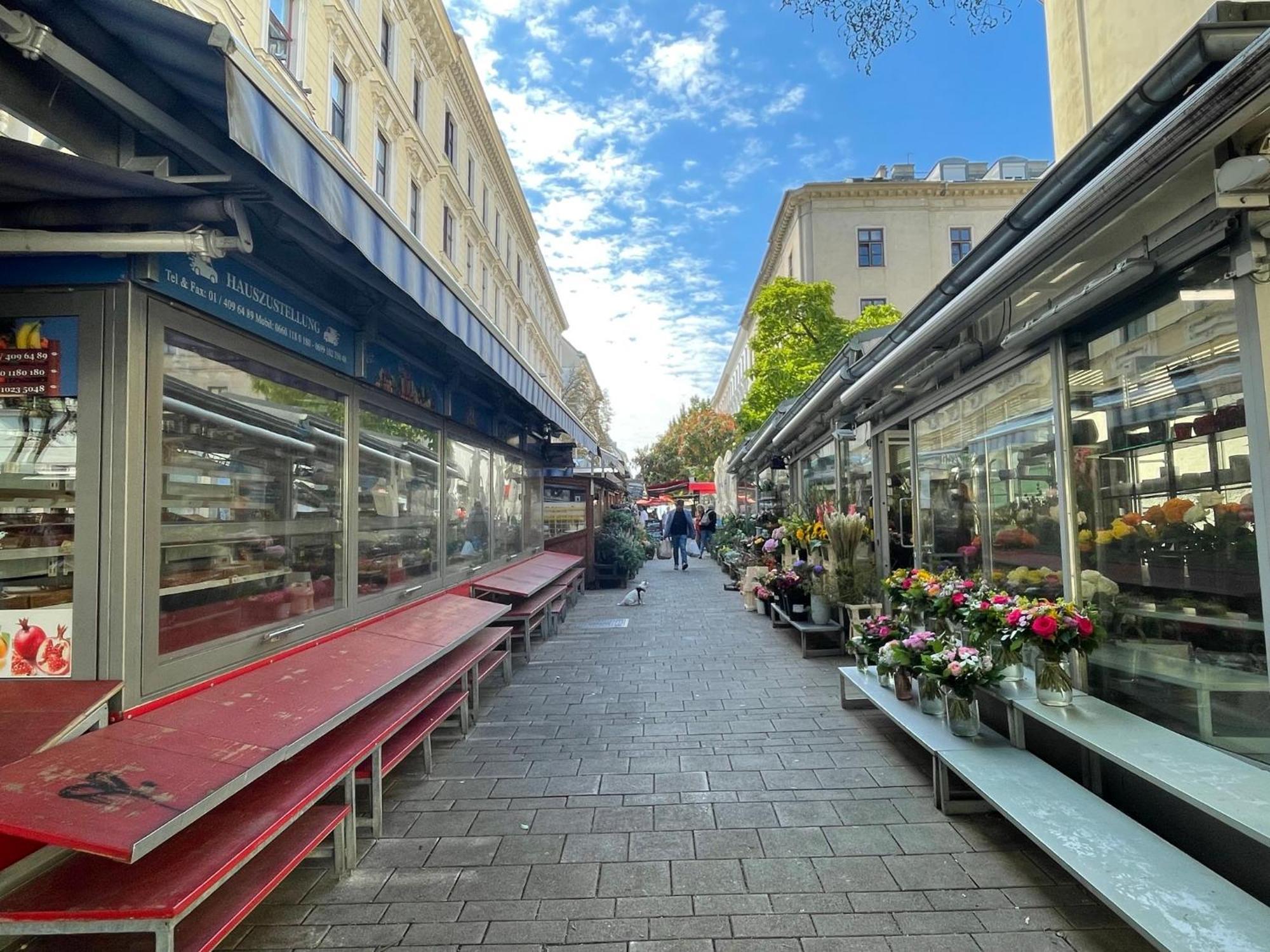 Premium Apartment Located At The Famous Vienna Kutschkermarkt Экстерьер фото